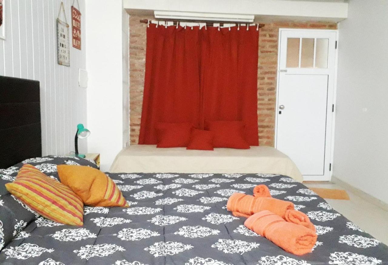 Apartamento LIZARRA Monoambiente RESISTENCIA- 100 mts peatonal Exterior foto